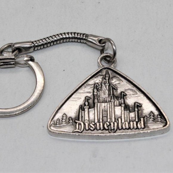 Vintage Disneyland Keychain - Picture 1 of 3
